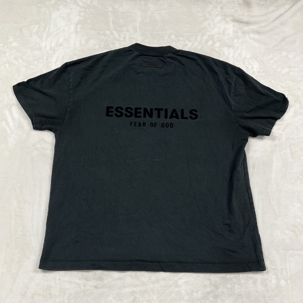 Fear of God Essentials T-Shirt Mens Large Black Flocked Logo Boxy Fit Tee